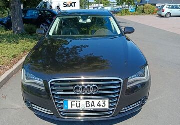 Audi A8 229.000 km 15.900 &euro; Nürnberg 90459
