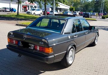 Mercedes-Benz 190 101.400 km 12.250 &euro; Nürnberg 90475