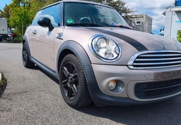 Mini ONE 144.176 km 4.990 &euro; Nürnberg 90431