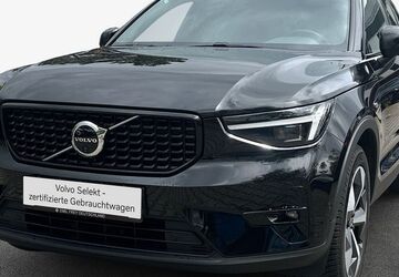 Volvo XC40 12.842 km 34.970 &euro; Nürnberg 90471