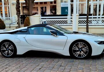 BMW i8 5.900 km 97.580 &euro; Oberasbach 90522