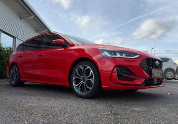 Ford Focus 100.000 km 16.990 &euro; Fürth 90763