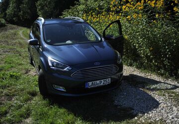 Ford Grand C-Max 51.676 km 12.000 &euro; Simmelsdorf 91245