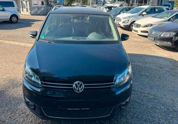 VW Touran 177.000 km 7.999 &euro; Nürnberg 90431