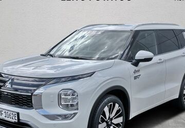Mitsubishi Plug-in Hybrid Outlander 8.000 km 40.980 &euro; Nürnberg OT Schweinau 90439