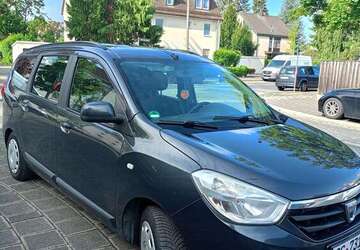 Dacia Lodgy 272.000 km 5.450 &euro; Nürnberg 90439