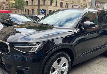 Volvo XC40 48.334 km 22.990 &euro; Fürth ( bei Nürnberg ) 90762