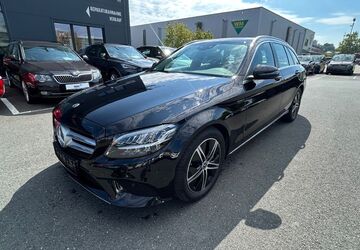 Mercedes-Benz C 300 46.463 km 24.900 &euro; Fürth 90763