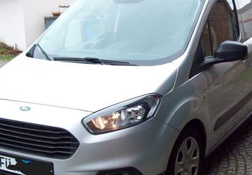 Ford Transit Courier 125.000 km 8.900 &euro; Fürth 90765