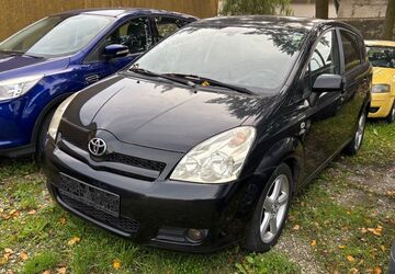 Toyota Corolla Verso 135.000 km 1.900 &euro; Hemhofen 91334