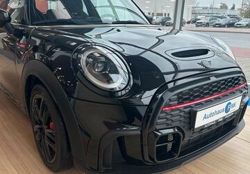 Mini John Cooper Works 54.970 km 25.470 &euro; Erlangen 91058