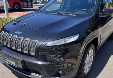 Jeep Cherokee 208.000 km 8.500 &euro; Nürnberg 90449