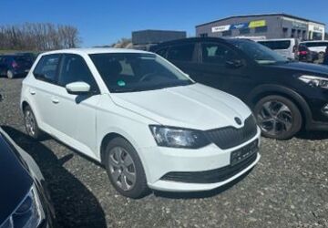 Skoda Fabia 126.000 km 4.950 &euro; Röthenbach 90552
